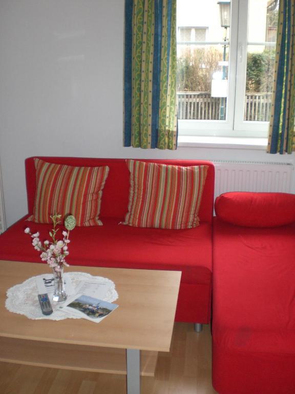 Privatzimmer Familie Wagner Pöchlarn Стая снимка