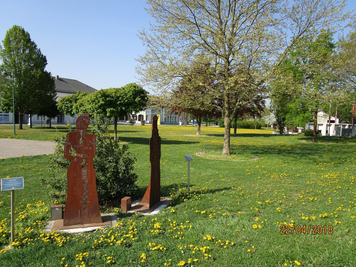 Privatzimmer Familie Wagner Pöchlarn Екстериор снимка