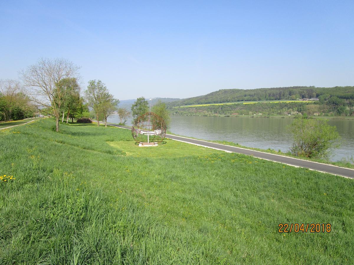 Privatzimmer Familie Wagner Pöchlarn Екстериор снимка